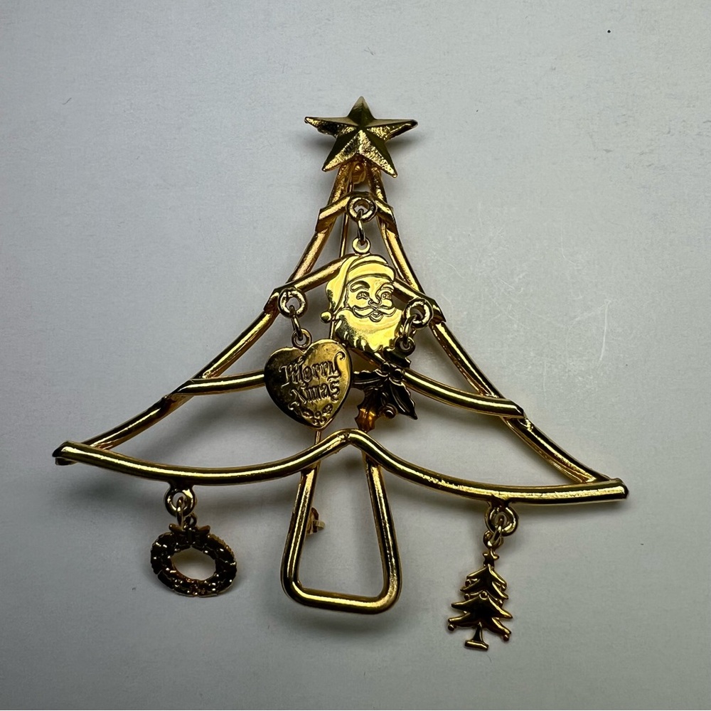 Vintage Christmas tree gold tone brooch with dangling charms